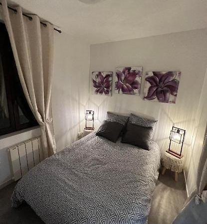 T2 Proche Gare Avec Wifi 1Er Etage Apartment Chartres Ngoại thất bức ảnh